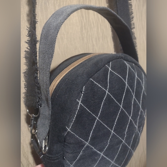 Handmade Upcycled Denim Handbag/Shoulder Bag 19 - Picture 6 of 6